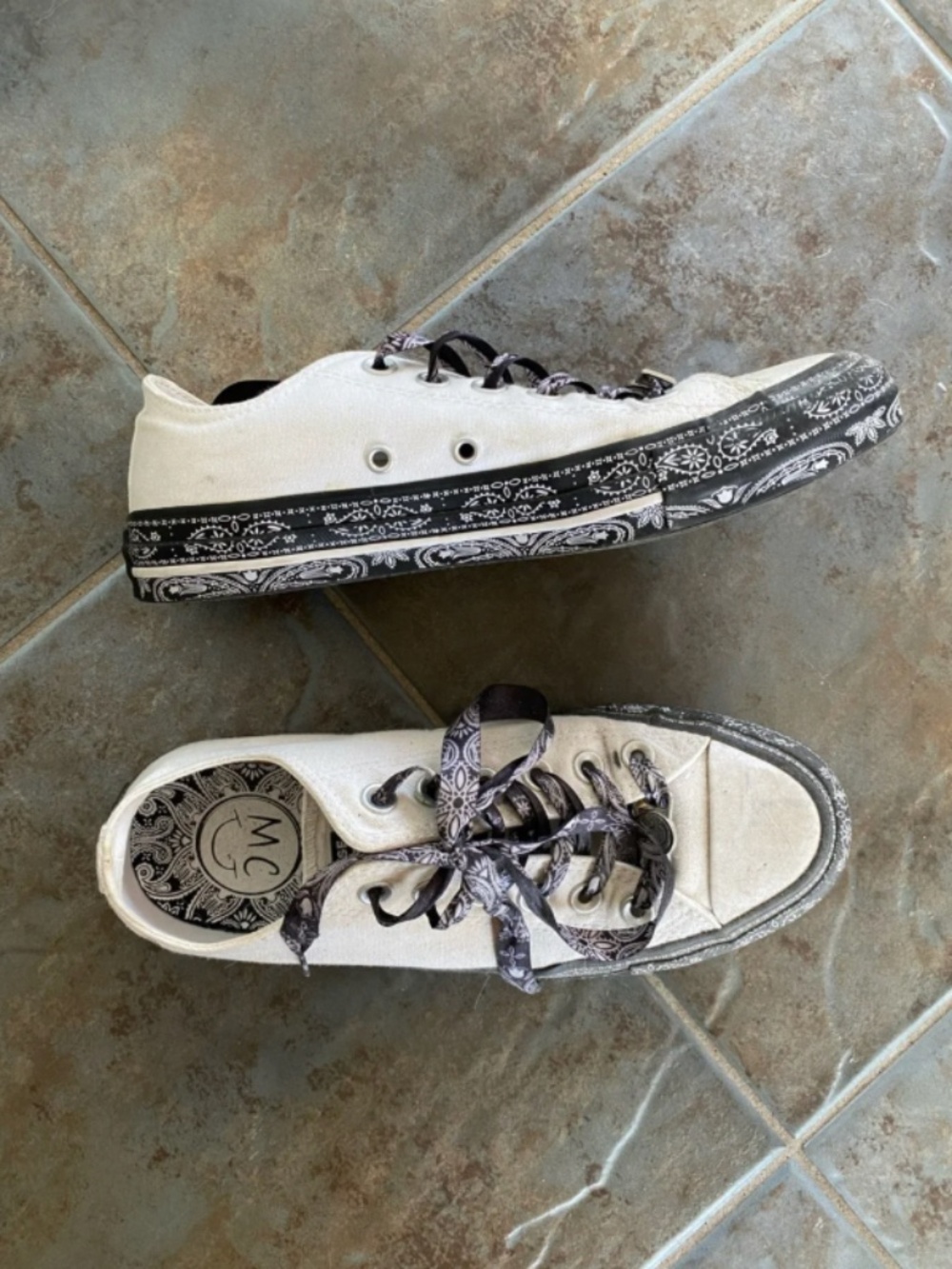Converse x Miley Cyrus White Low Top Sneakers with Black Bandana Trim